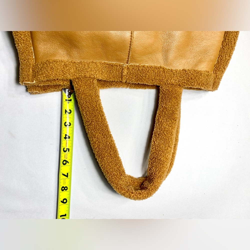 Tan Sherpa tote Bag LIKE DREAMS Women Soft Sherpa Tote Vintage Vegan leather - Picture 6 of 17